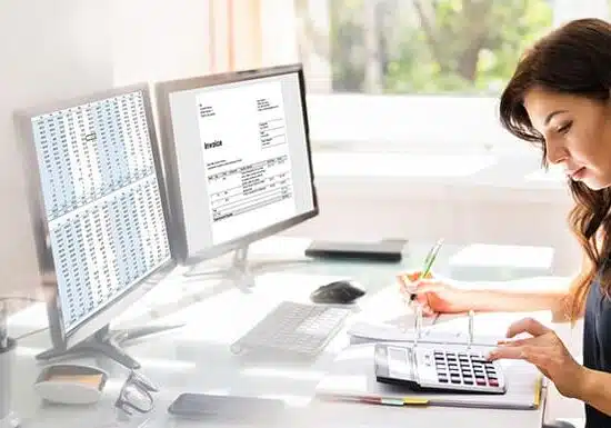 Online Accounting Courses Improve Your Resume