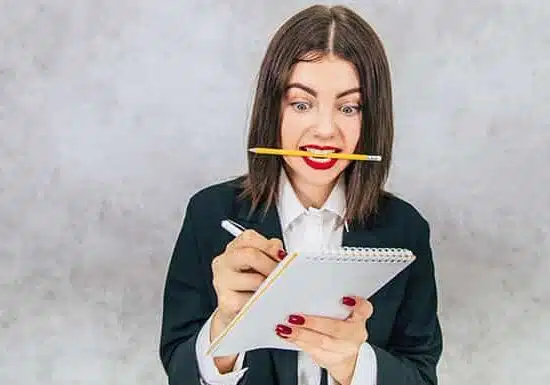 Speed-Writing-How-to-Write-Shorthand,-A-Skill-Worth-Knowing