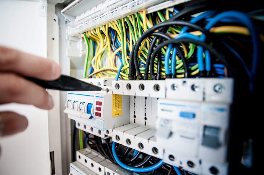 Network support and technology technician