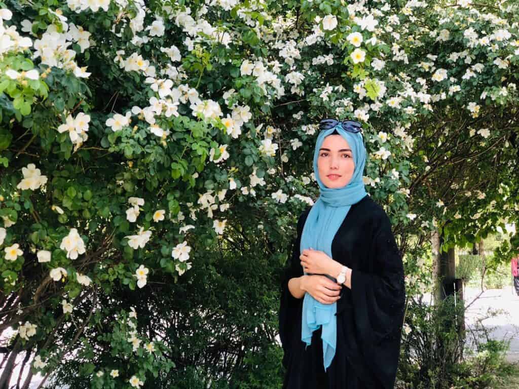 Online Student Stories | Nazera is Using Education to Empower Herself