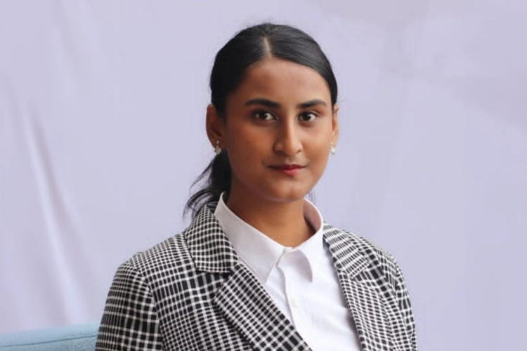 Student Stories copy (1) Mashfia A., international tennis professional. Business student at UoPeople