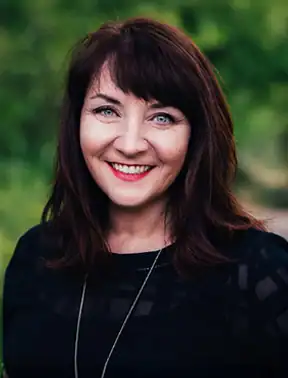 Annalisa Holcombe