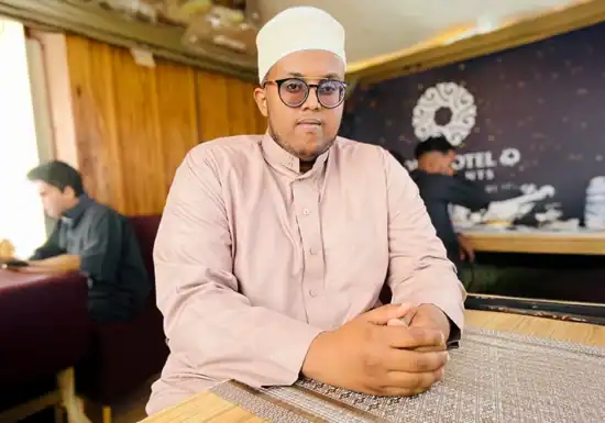a Somalian male Business Administration student of UoPeople