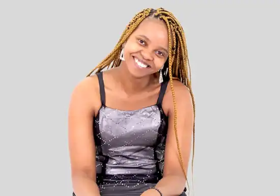 a female business administration associate student at UoPeople