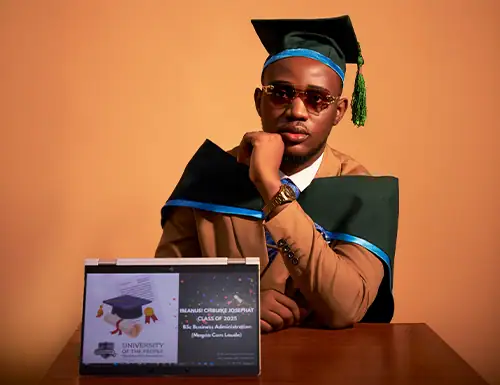 a UAE-based male business administration student of UoPeople