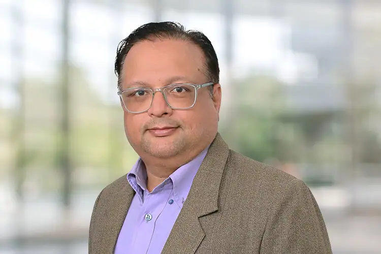 a Canada-based male MBA graduate of UoPeople