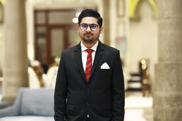 A Pakistan-based Computer Science graduate of University of the People
