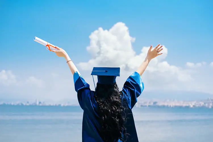 who should study at UoPeople