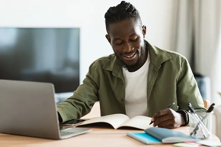associate degree vs bachelor's degree