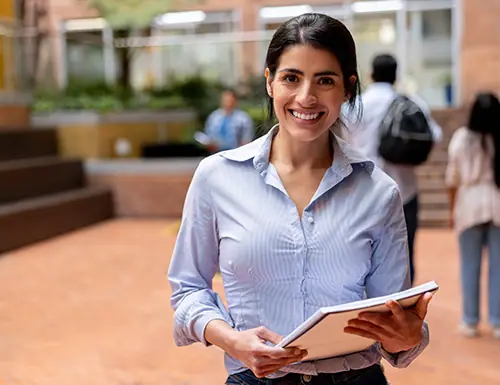 What Should You Check Before Enrolling in an Online University