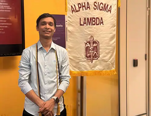 A US-based Bangladeshi refugee student of UoPeople.