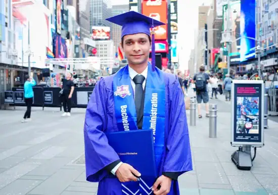 A US-based Bangladeshi refugee student of UoPeople.