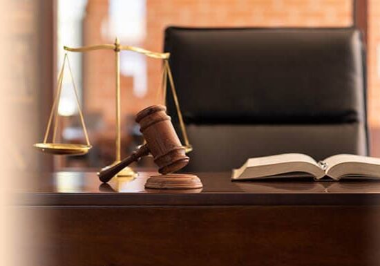 The minimum age criteria for becoming deals the judge of