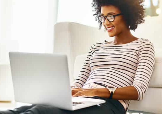 Online-jobs-for-college-students-at-home